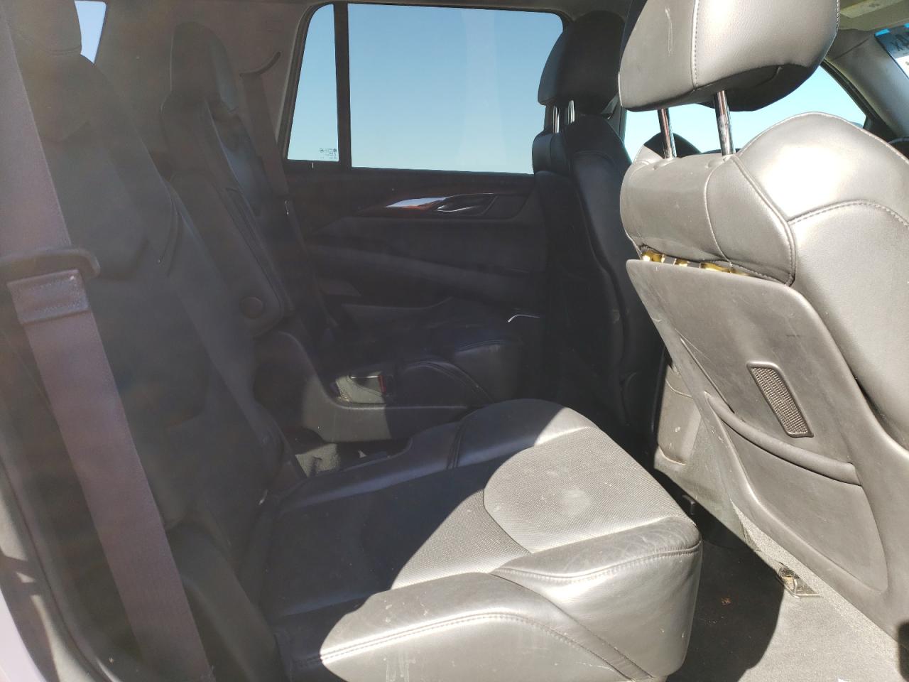 1gys3nkj6fr510449 1GYS3NKJ6FR510449 2015 Cadillac Escalade Premium