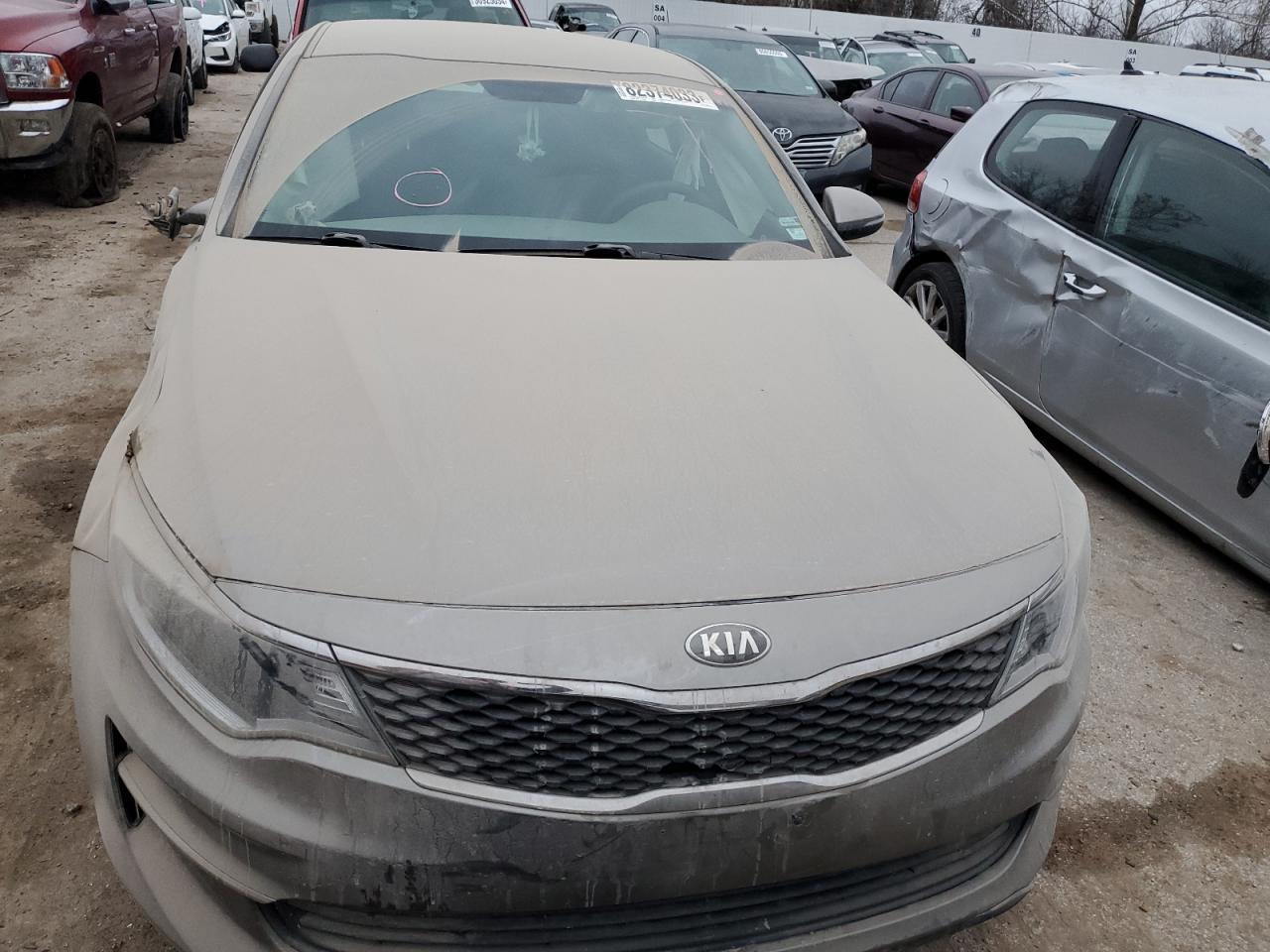 2016 Kia Optima Lx vin: 5XXGT4L33GG072239