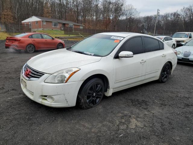 2010 Nissan Altima Base