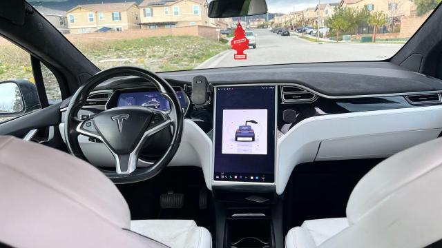 5YJXCBE2XGF016858 | 2016 TESLA MODEL X