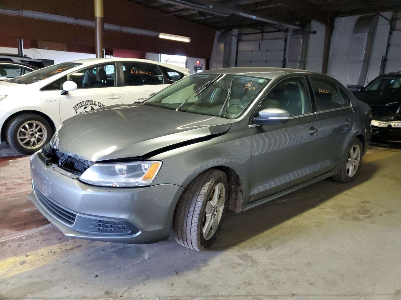 2014 Volkswagen Jetta Tdi vin: 3VW3L7AJXEM351021