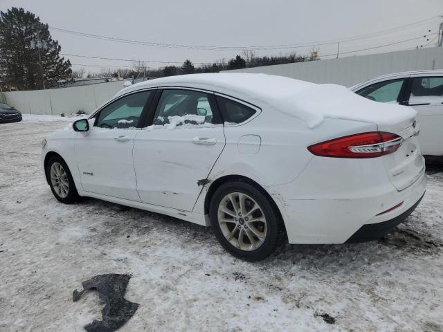 3FA6P0MU2KR192193 2019 FORD FUSION - Image 2