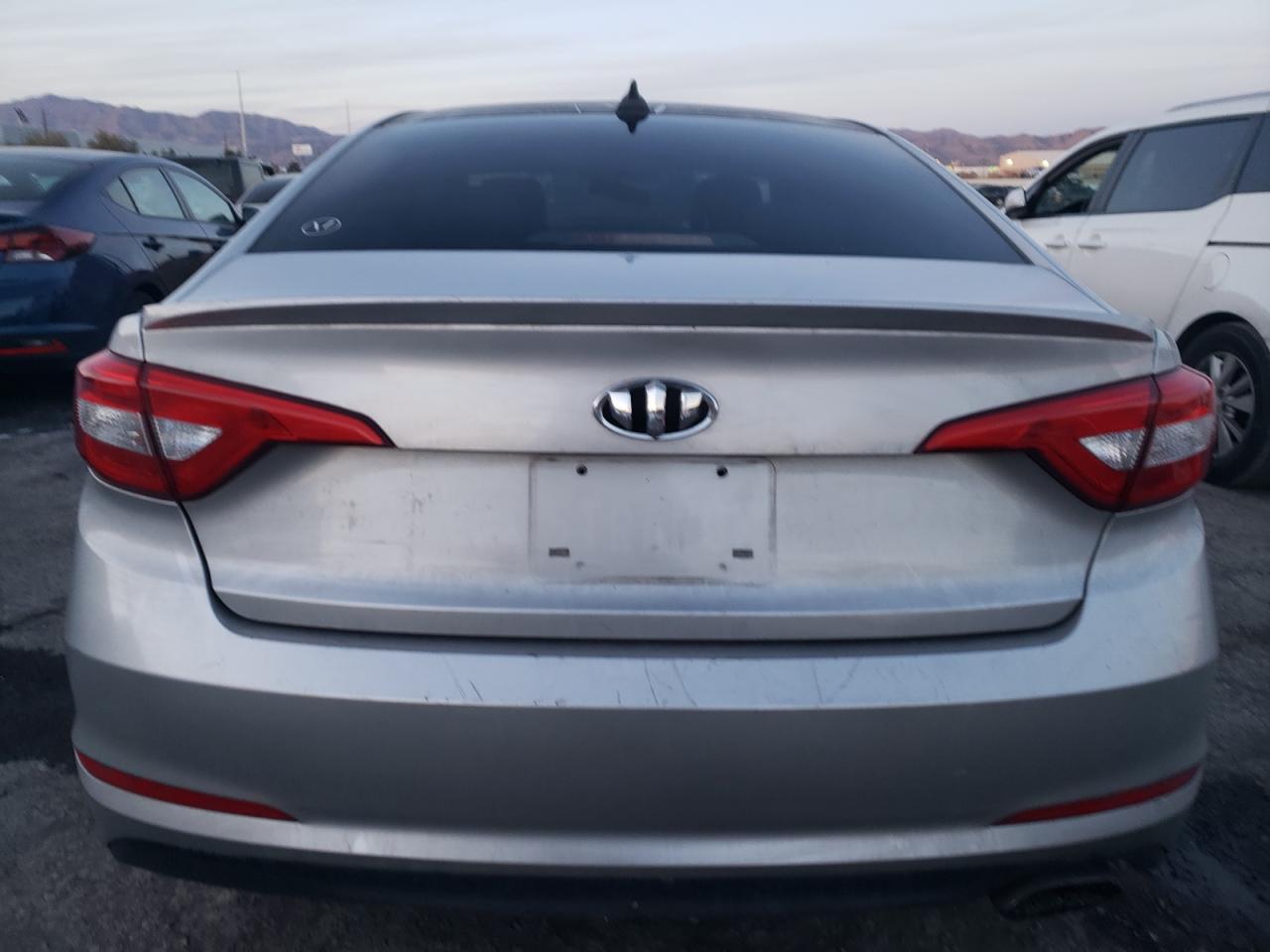 2015 Hyundai Sonata Se vin: 5NPE24AF1FH019534