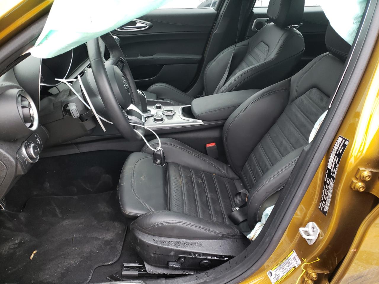 ZARFAMBN0P7669044 2023 Alfa Romeo Giulia Ti