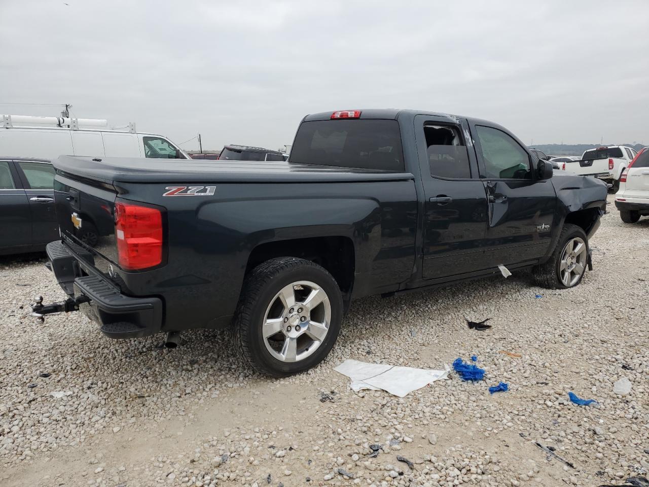 1GCVKREC0HZ367673 2017 Chevrolet Silverado K1500 Lt