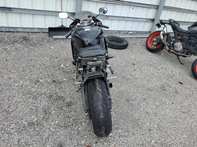 2015 YAMAHA YZFR6 JYARJ16E1FA034637