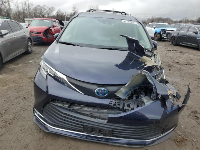 2021 TOYOTA SIENNA XLE - 5TDYRKEC5MS037653