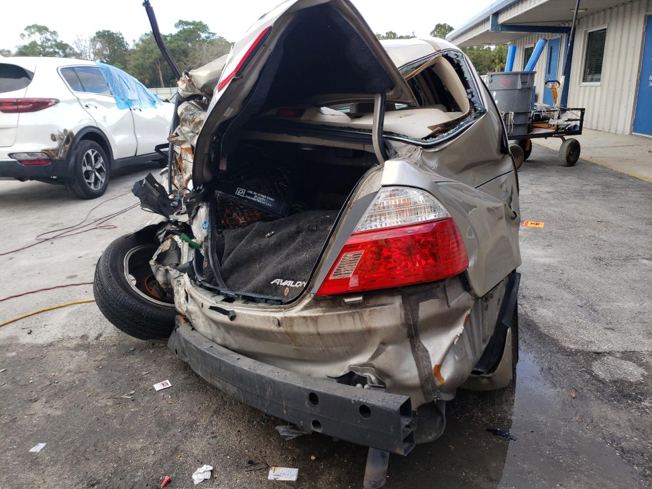 4T1BF28B73U317243 2003 Toyota Avalon Xl