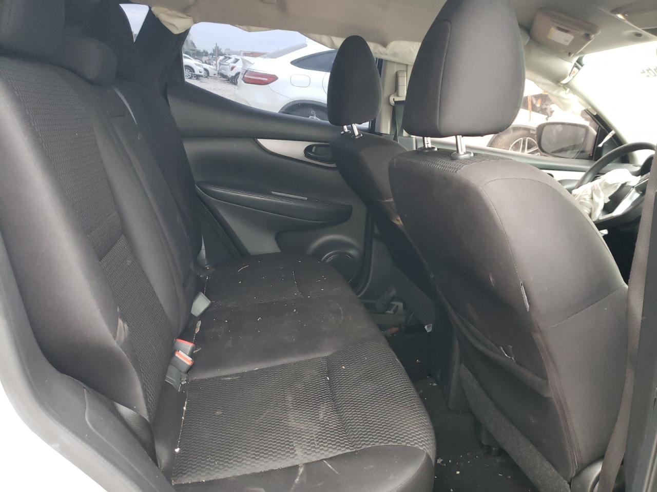 VIN: JN1BJ1CR3KW348299 2019 NISSAN ROGUE
