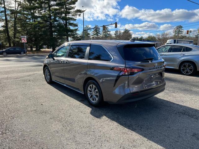 5TDYRKECXMS022128 2021 Toyota Sienna Xle