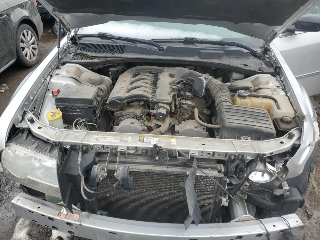 2C3CA5CV9AH327304 2010 Chrysler 300 Touring