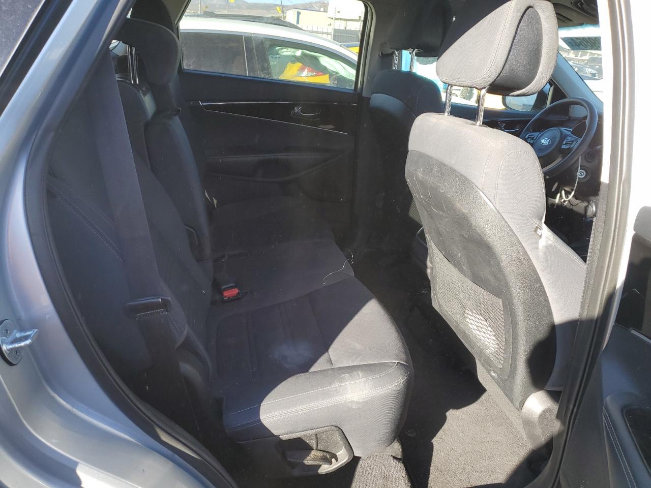 5XYPG4A32GG123961 2016 Kia Sorento Lx