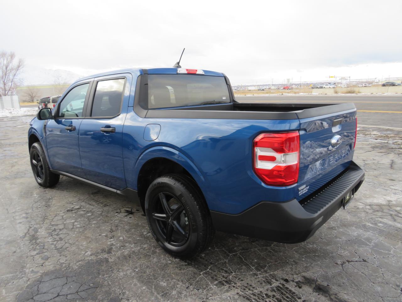 3FTTW8E32PRA60210 2023 Ford Maverick Xl