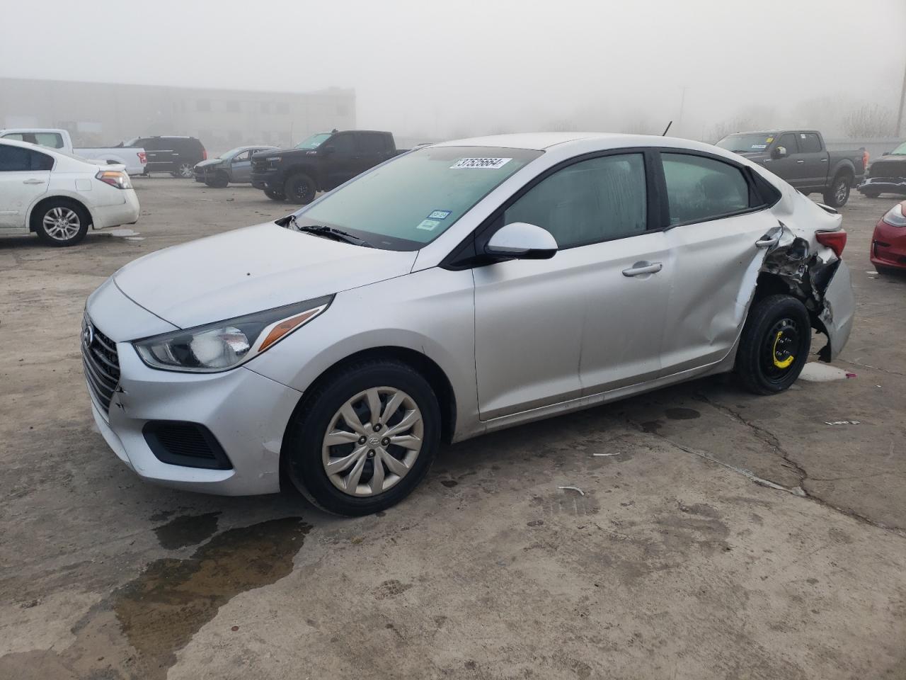 Hyundai Accent 2018 SE and SEL