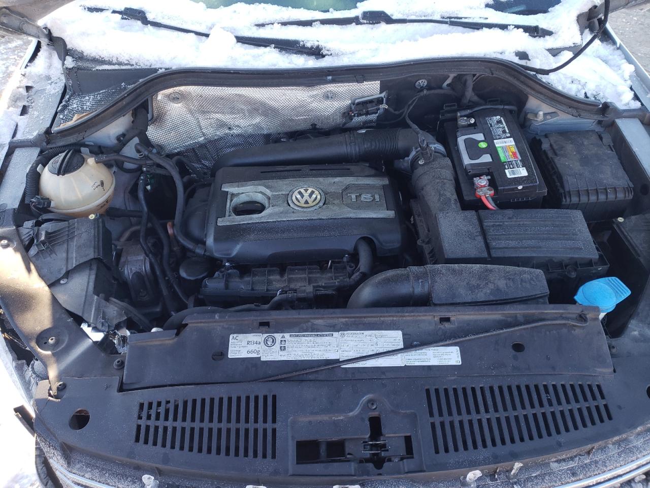 WVGAV7AX2CW551201 2012 Volkswagen Tiguan S