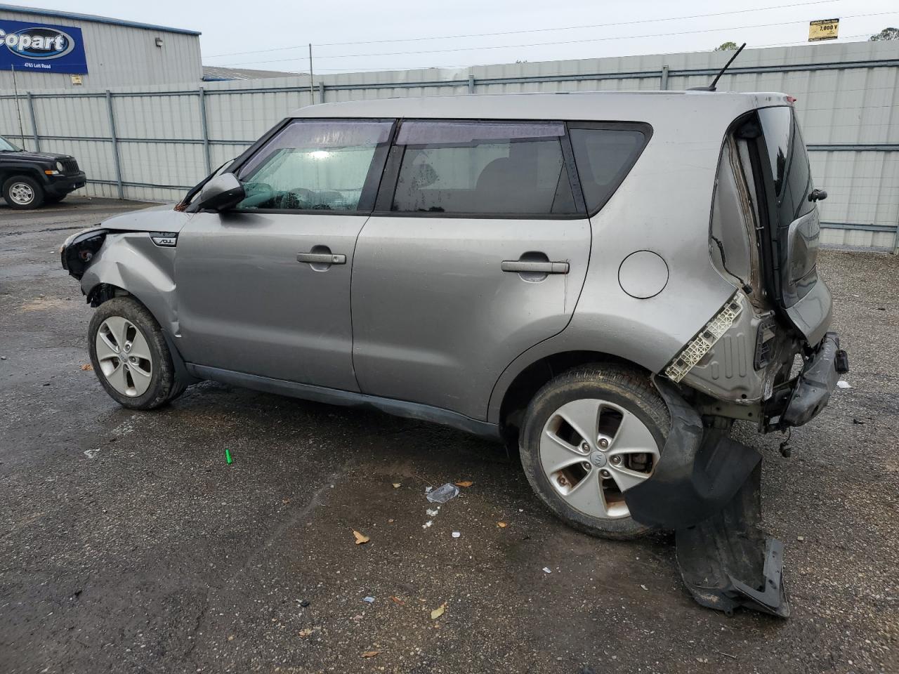 2015 Kia Soul vin: KNDJN2A27F7223802