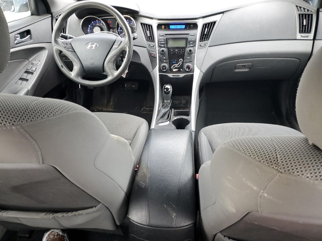 5NPEB4AC2DH562586 2013 Hyundai Sonata Gls