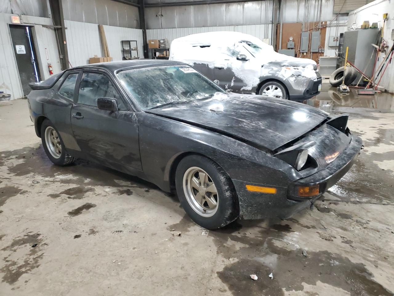 WP0AA0943FN472325 1985 Porsche 944