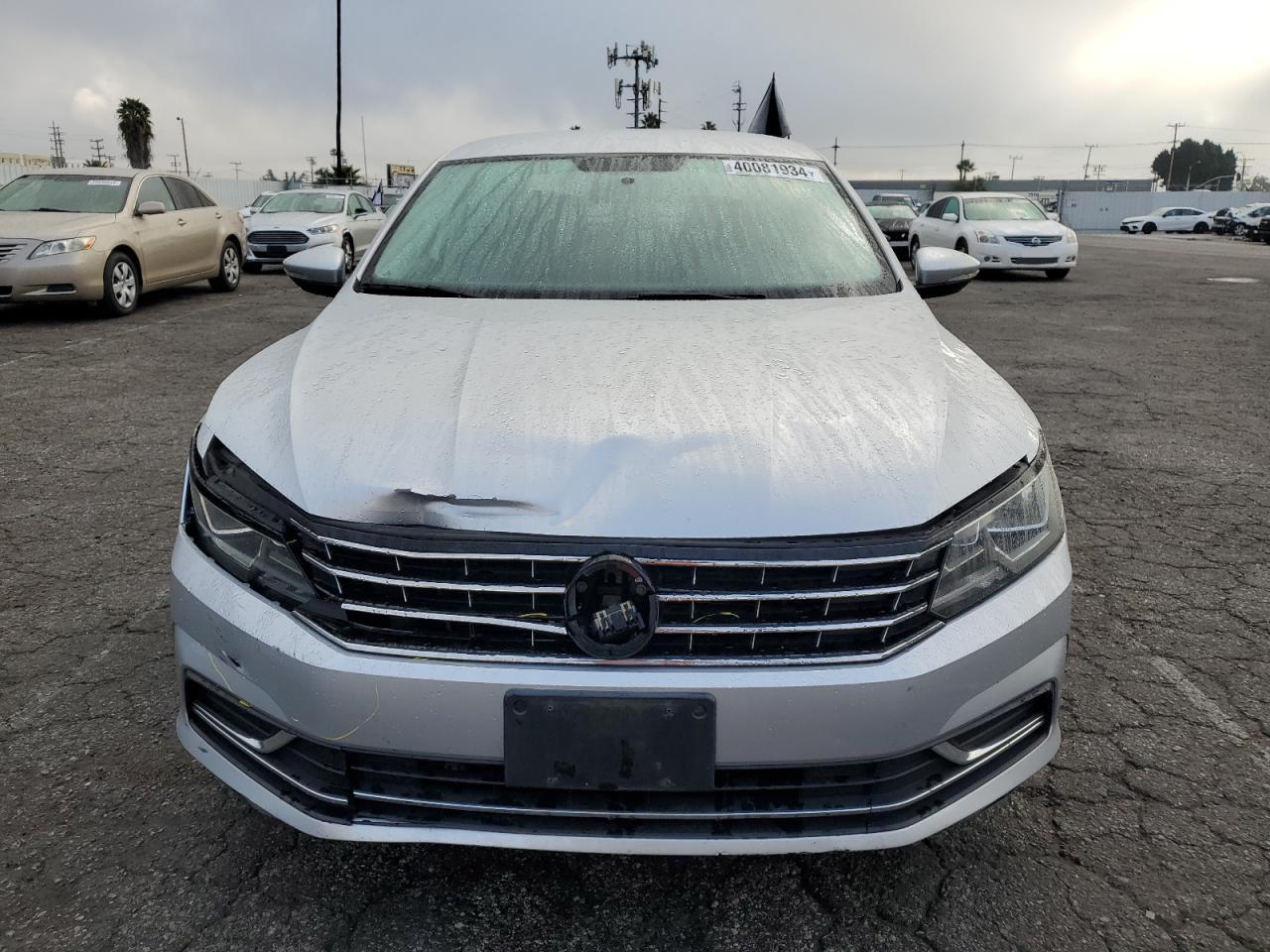 1VWAT7A37HC003708 2017 Volkswagen Passat S