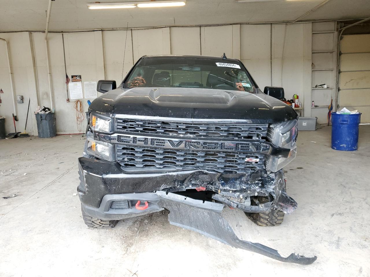 2020 Chevrolet Silverado K1500 Trail Boss Custom vin: 1GCRYCEF2LZ224143