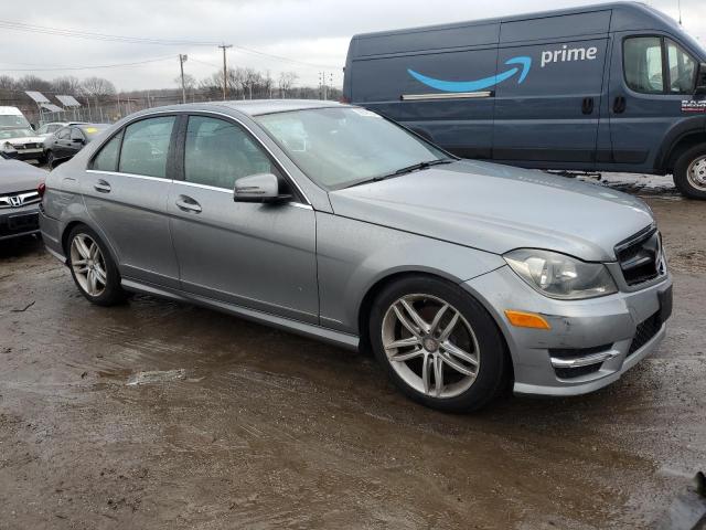 VIN WDDGF4HBXDR275201 2013 Mercedes-Benz C-Class, 250 no.4