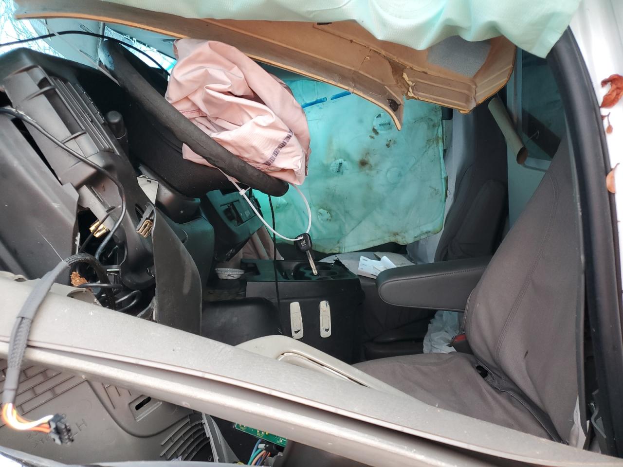 1GB0GRFG4H1274087 CHEVROLET EXPRESS 2017