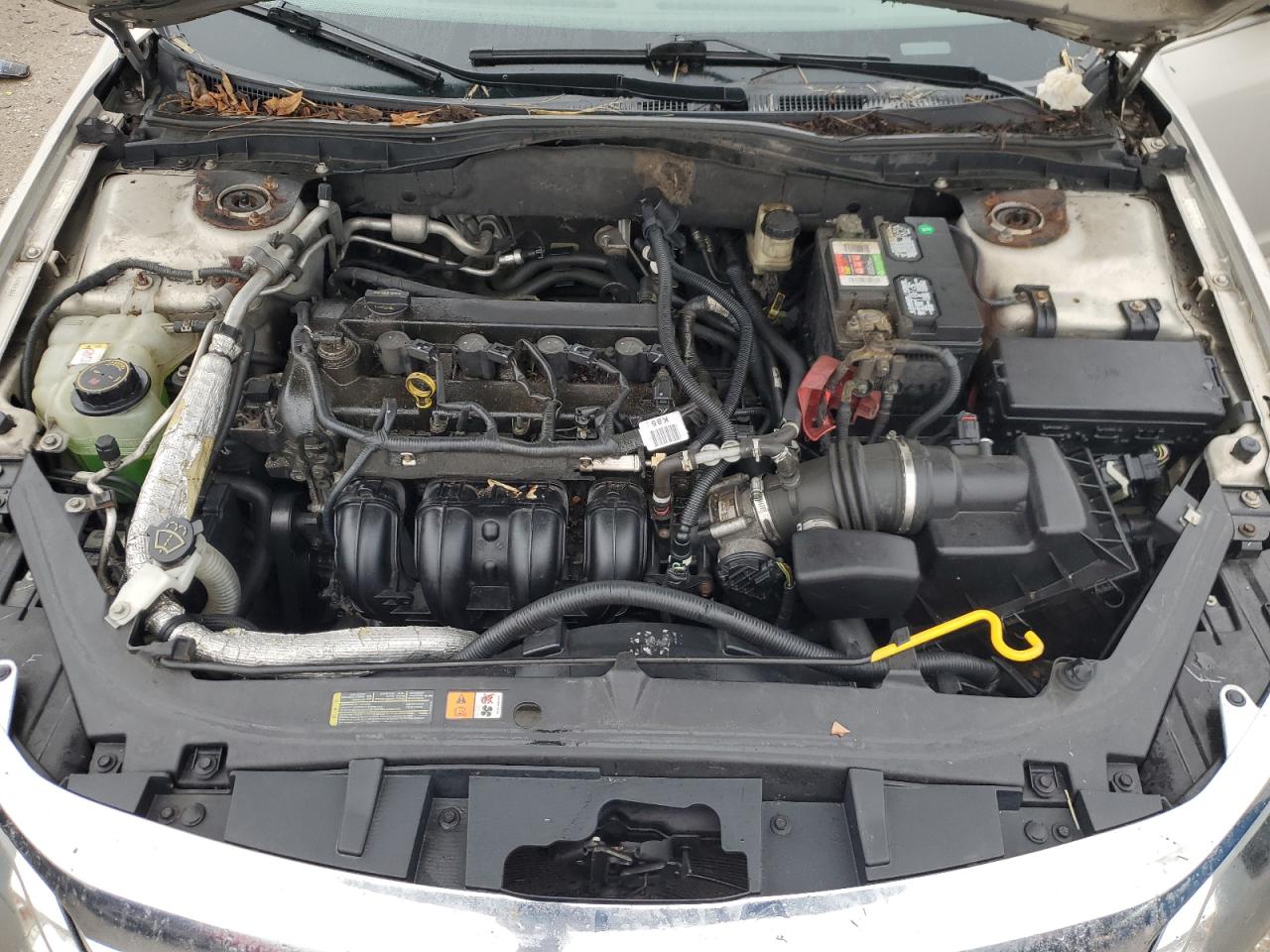 3FAHP0HA0AR213890 2010 Ford Fusion Se