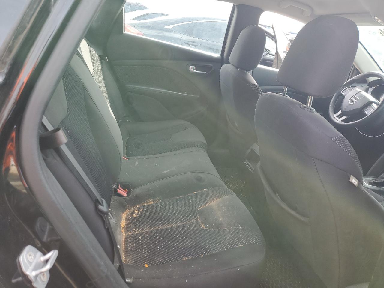 1C3CDFAA0FD276227 2015 Dodge Dart Se