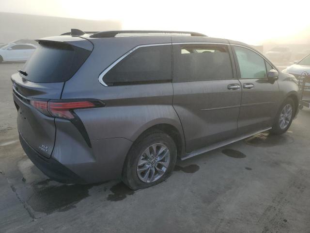 5TDYRKEC8NS114940 | 2022 TOYOTA SIENNA XLE