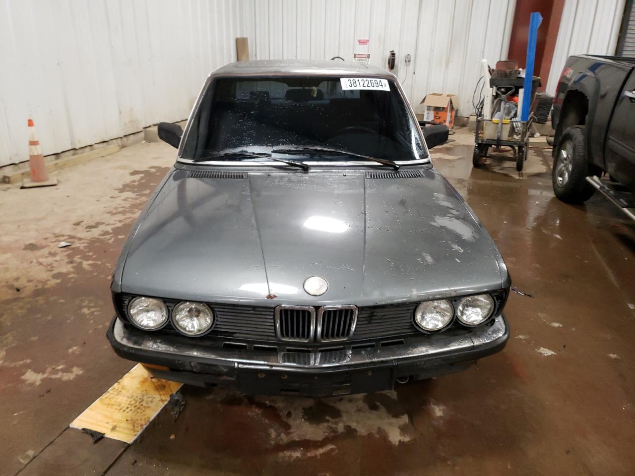 WBADB410X00806913 1986 BMW 528E Autom