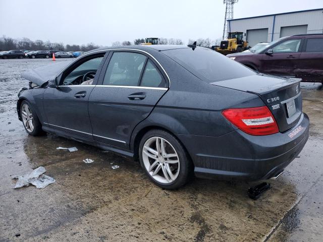 VIN WDDGF8AB4DG076836 2013 Mercedes-Benz C-Class, 3... no.2