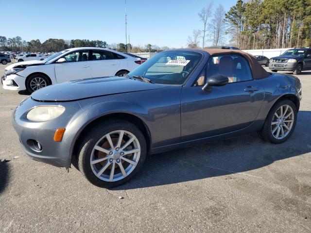 2006 Mazda MX-5 Miata 