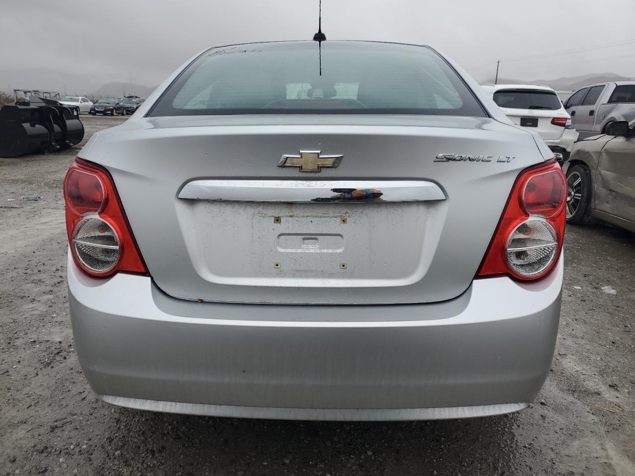 1G1JC5SH7F4100750 2015 Chevrolet Sonic Lt