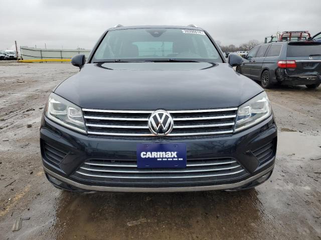 2017 VOLKSWAGEN TOUAREG WO WVGRF7BP5HD000164