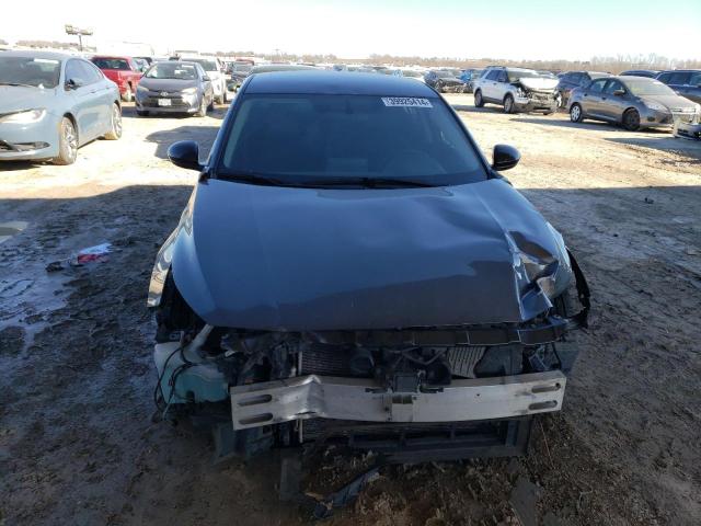 VIN 4T1B11HK3JU634068 2018 Toyota Camry, SE no.5