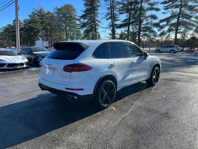 2016 PORSCHE CAYENNE SE - WP1AE2A24GLA63658