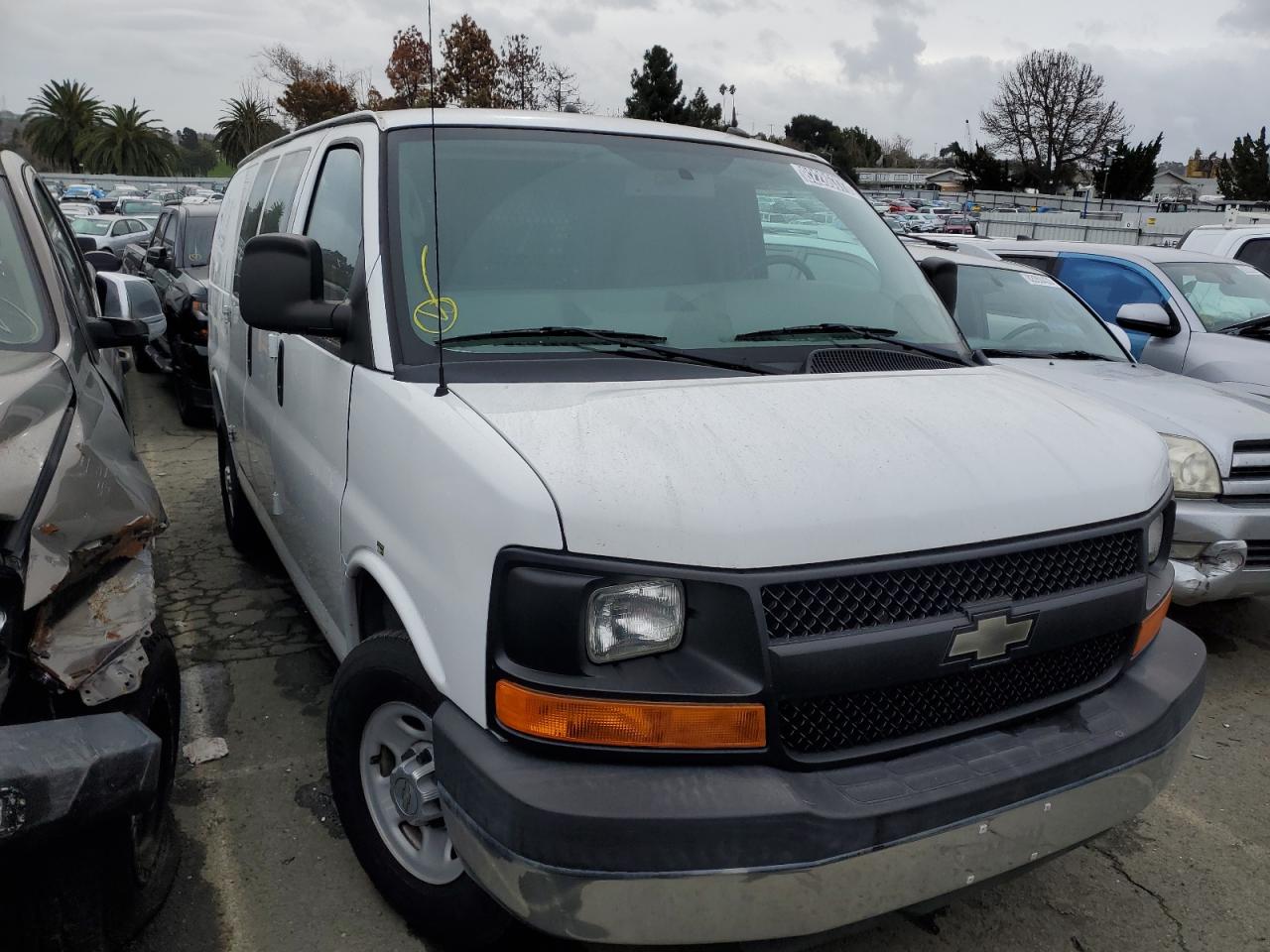 1GCWGFCBXE1119777 2014 Chevrolet Express G2500