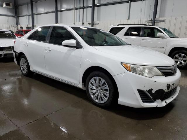 4T1BF1FK0EU331999 | 2014 TOYOTA CAMRY L