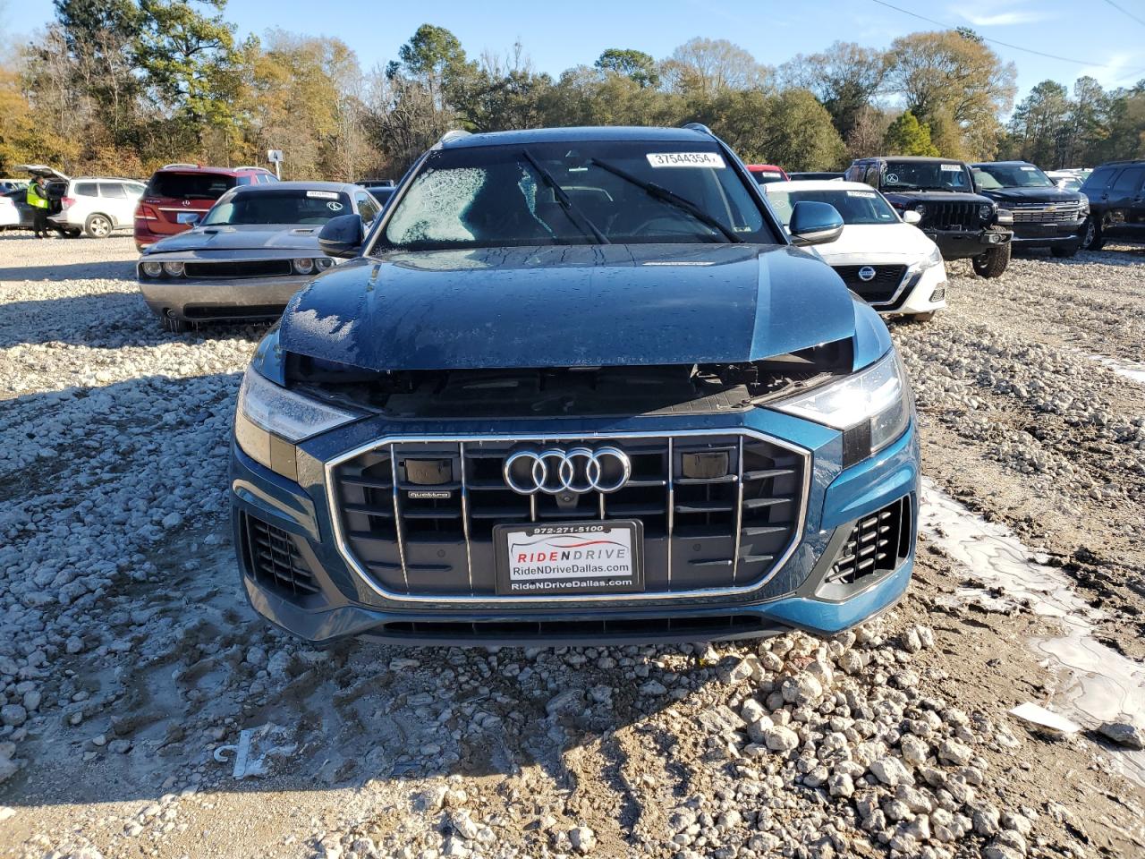 WA1BVAF15KD019228 2019 Audi Q8 Premium Plus