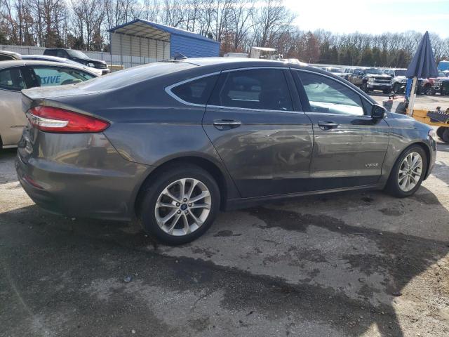 3FA6P0MU7KR239895 2019 FORD FUSION, photo no. 3