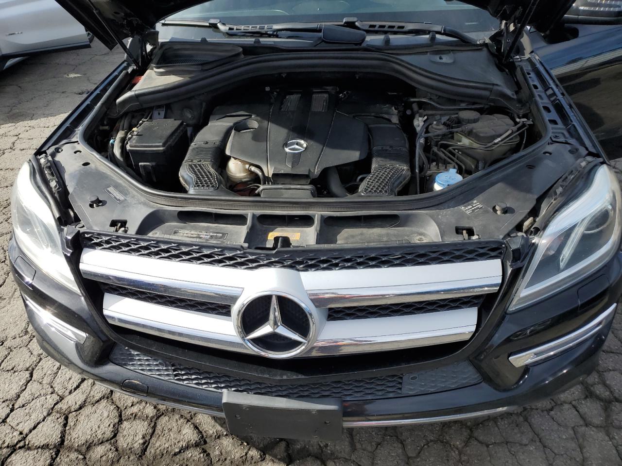 4JGDF6EE2FA488549 2015 Mercedes-Benz Gl 450 4Matic