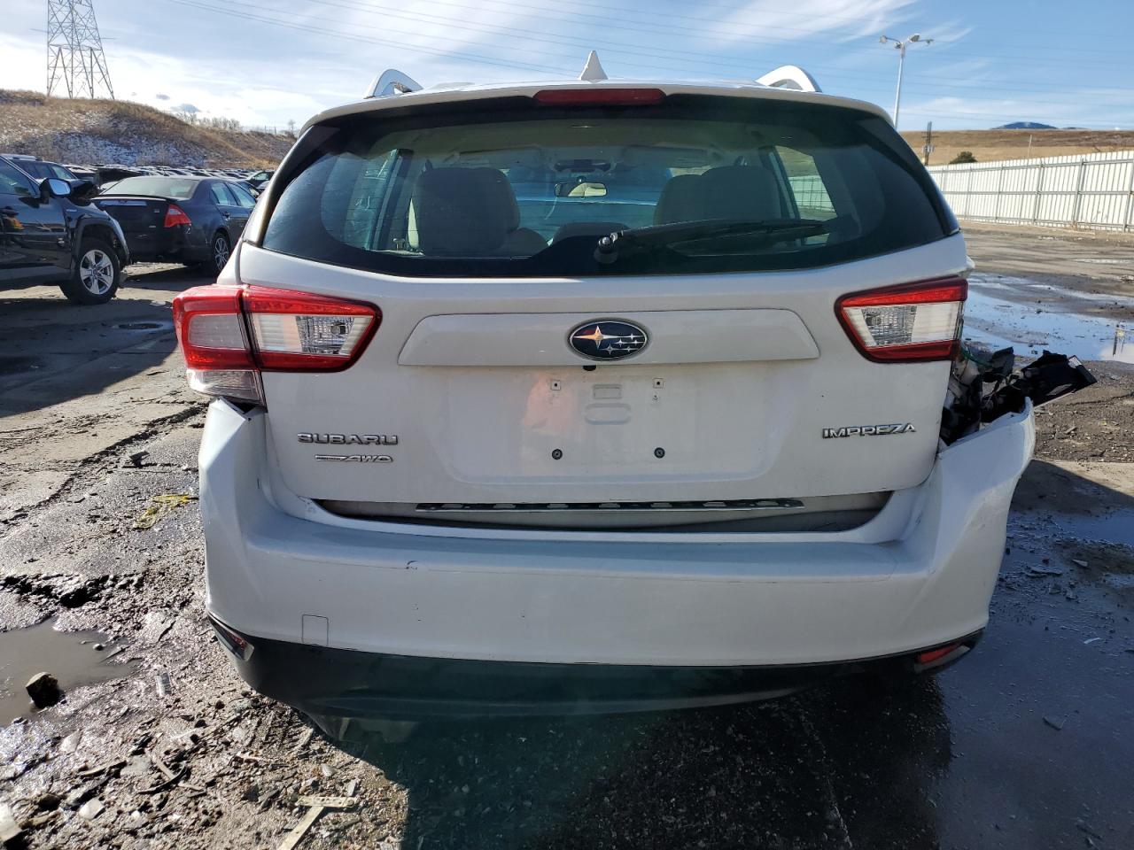 2018 Subaru Impreza Premium vin: 4S3GTAB66J3737653