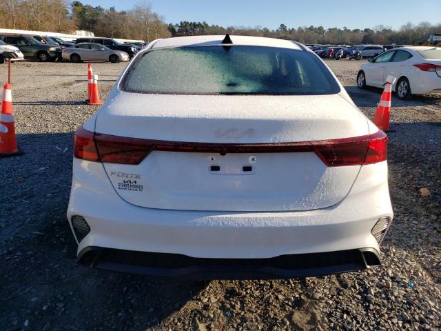 3KPF24AD9PE692824 Kia Forte LX 6