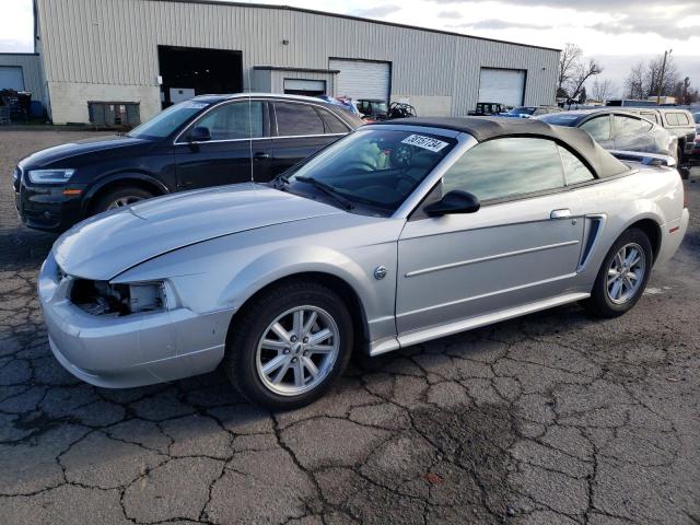 2004 Ford Mustang 