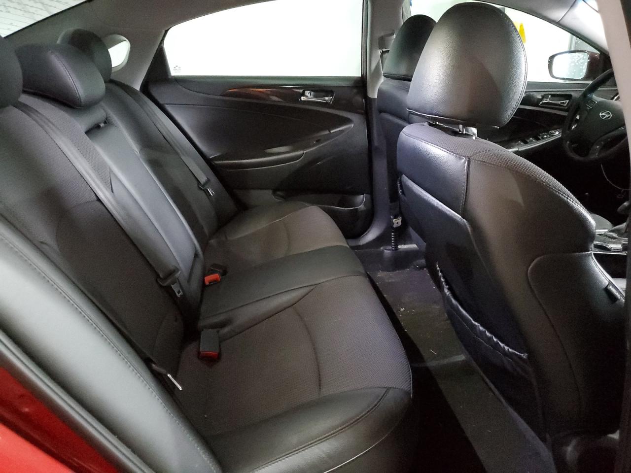 5NPEC4AB4EH944060 2014 Hyundai Sonata Se