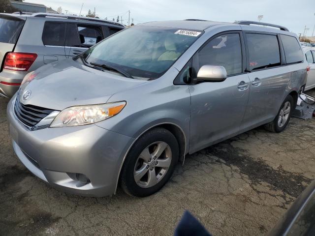 2014 Toyota Sienna LE