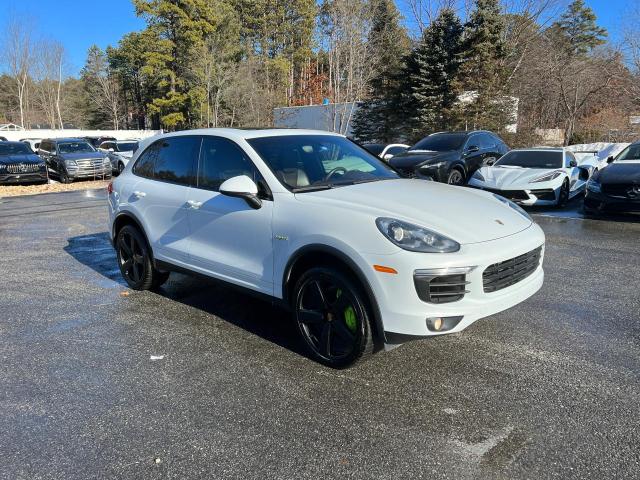 2016 Porsche Cayenne S E-Hybrid