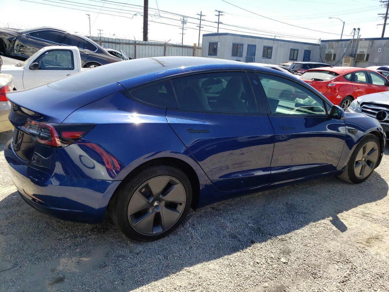 2021 Tesla Model 3 vin: 5YJ3E1EAXMF046173