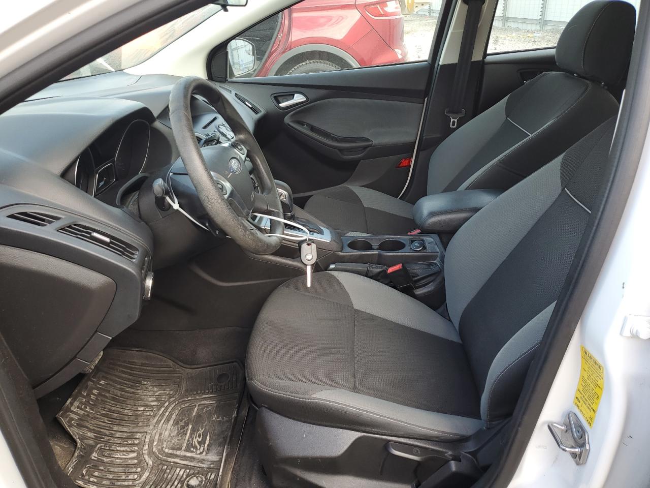 1FADP3K26EL447926 2014 Ford Focus Se