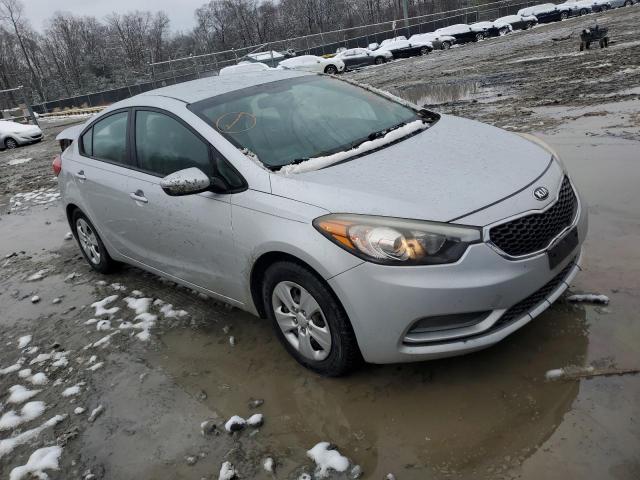 KNAFK4A6XF5435227 | 2015 KIA FORTE LX